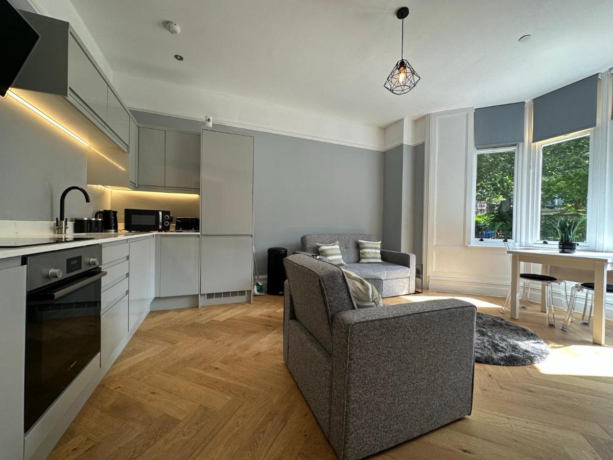 Luxury Apartment Stay Cardiff Exterior photo